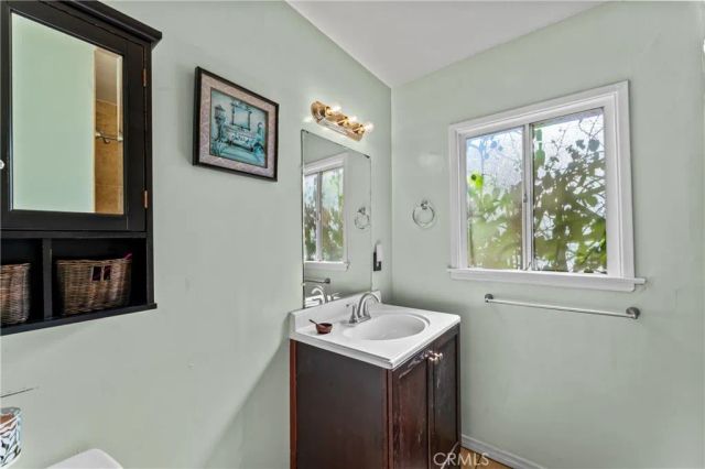 13675 Rayen Street, Arleta, CA 91331