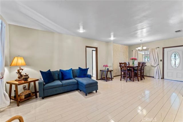 13675 Rayen Street, Arleta, CA 91331