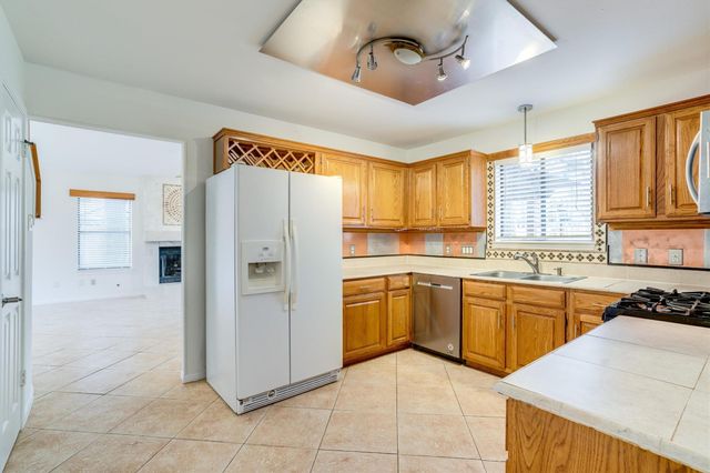 8625 Ephraim RD, Austin, TX 78717