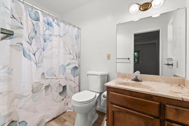 7058 Lakewood Dr, Pollock Pines, CA 95726