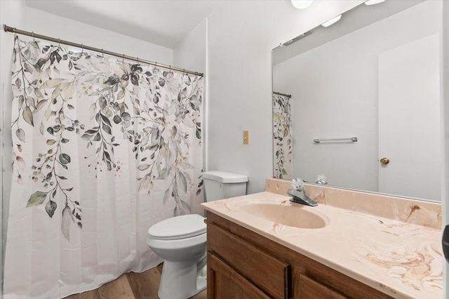7058 Lakewood Dr, Pollock Pines, CA 95726