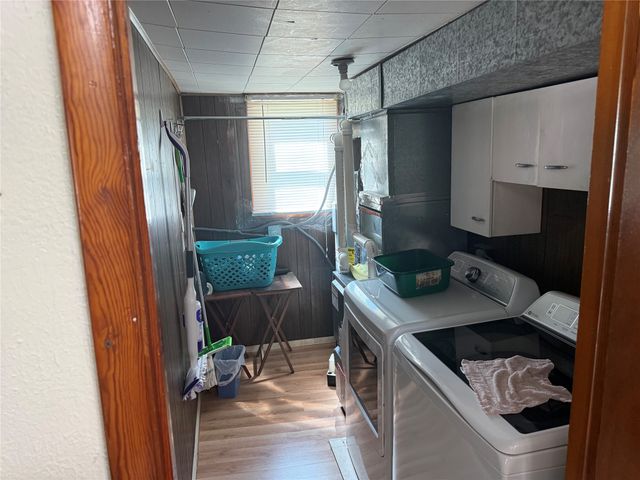300 N Fillmore Street, Osceola, IA 50213