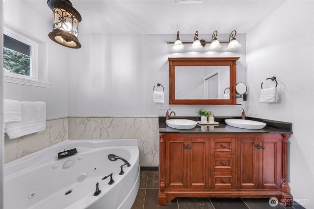 3025 Niagara Street, Bellingham, WA 98226