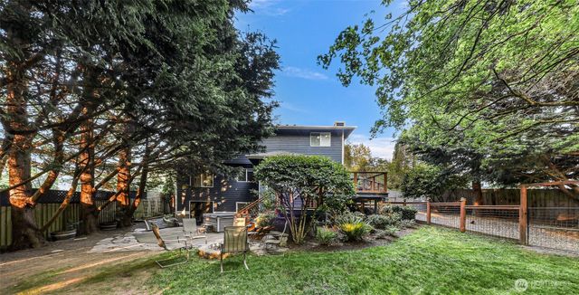 3025 Niagara Street, Bellingham, WA 98226