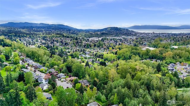 3025 Niagara Street, Bellingham, WA 98226