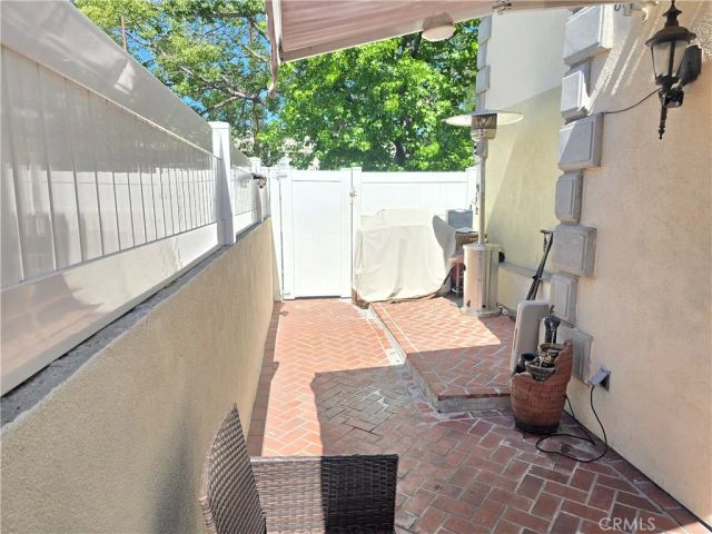 612 N Columbus Avenue 101, Glendale, CA 91203