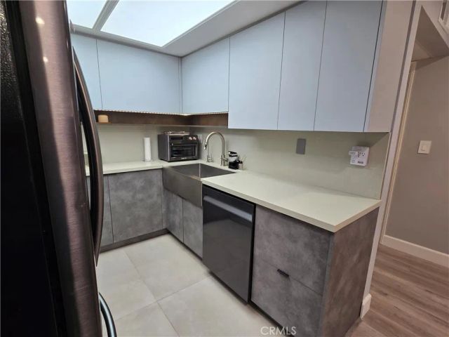 612 N Columbus Avenue 101, Glendale, CA 91203