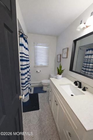 930 Fairview Drive, Toms River, NJ 08753