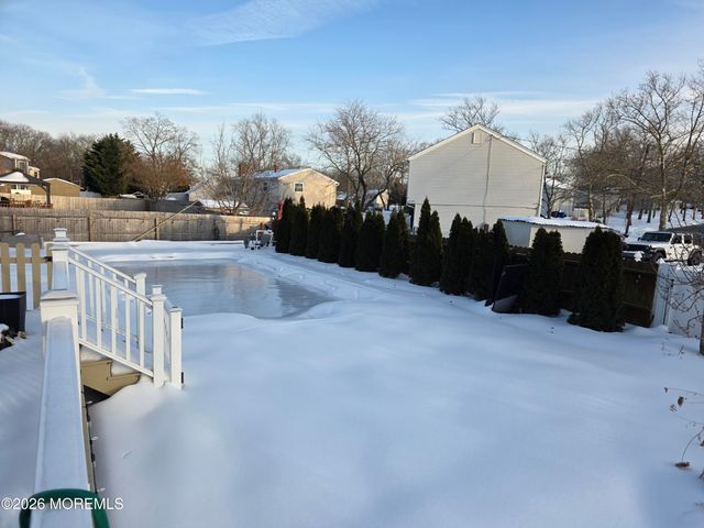 930 Fairview Drive, Toms River, NJ 08753