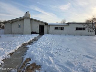 930 Fairview Drive, Toms River, NJ 08753