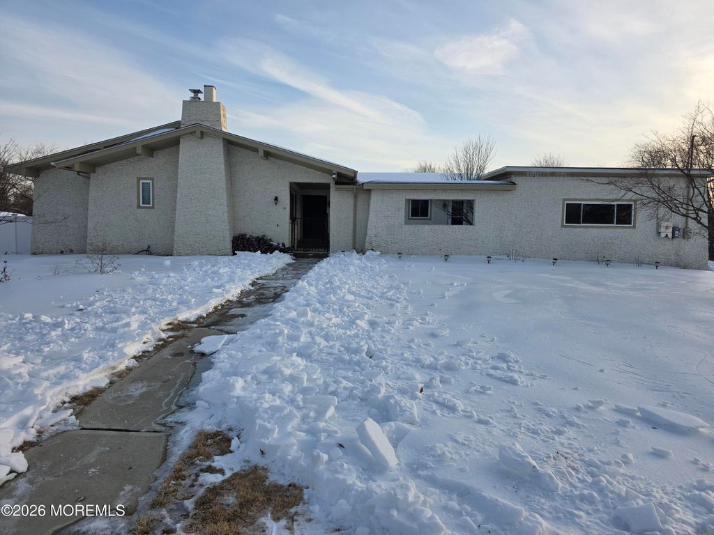 930 Fairview Drive, Toms River, NJ 08753