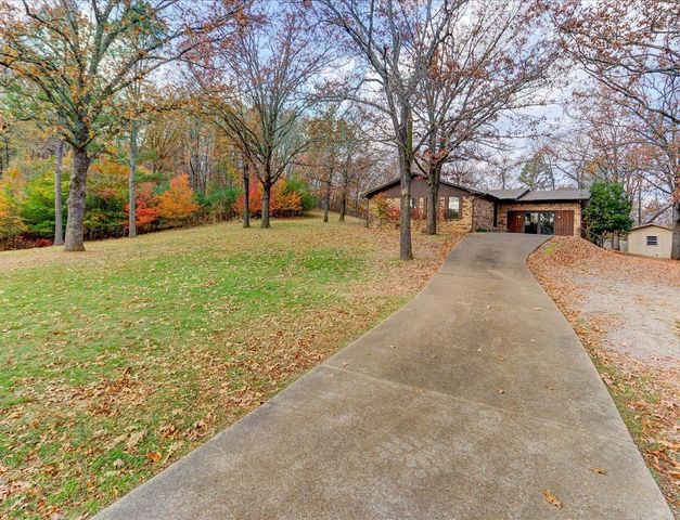 169 San Carlos, Hot Springs, AR 71913
