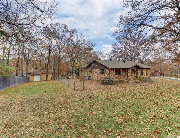 169 San Carlos, Hot Springs, AR 71913