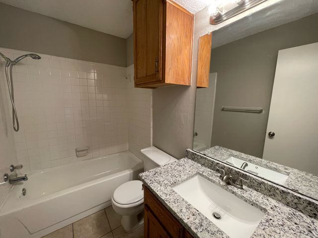 5227 Wild Horse Court, Arlington, TX 76017