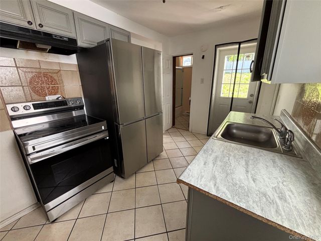 101 N Beacon Street, Middletown, NY 10940