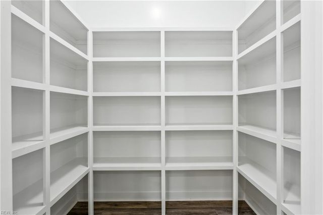 111 Mill RD, Yorktown, VA 23693