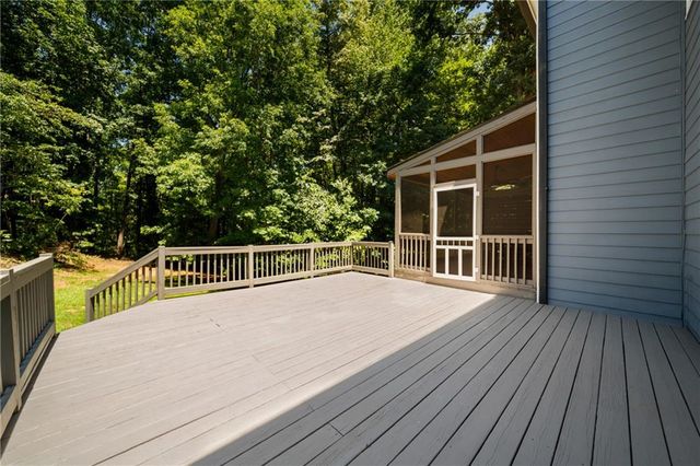 9610 Eagles Landing Drive, Gainesville, GA 30506