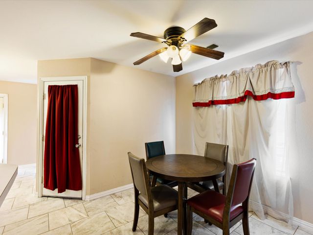 207 Quail Run, Aubrey, TX 76227