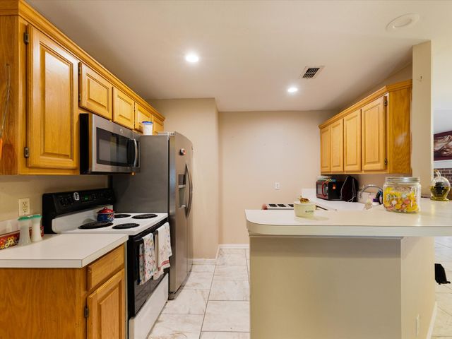 207 Quail Run, Aubrey, TX 76227