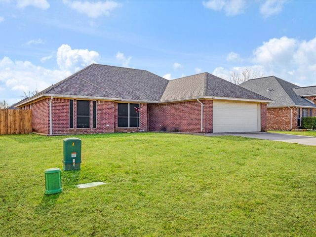 207 Quail Run, Aubrey, TX 76227