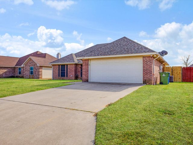 207 Quail Run, Aubrey, TX 76227