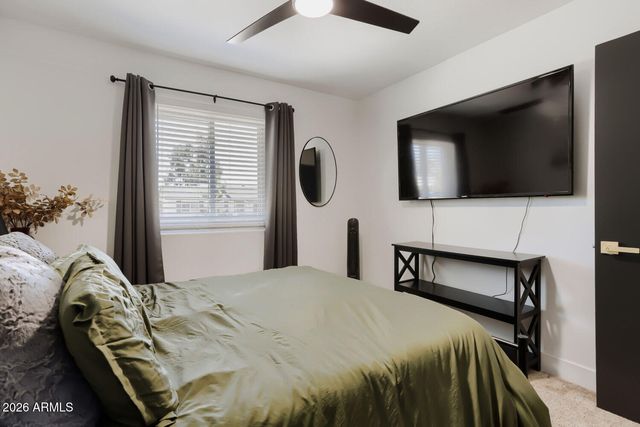 1616 W SACK Drive, Phoenix, AZ 85027