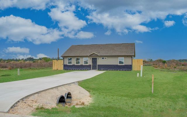 2221 Road 591501, Cleveland, TX 77327