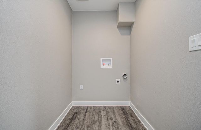 2221 Road 591501, Cleveland, TX 77327