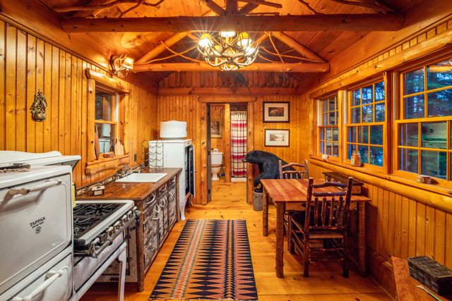 10 Lake Florence, Duane, NY 12953