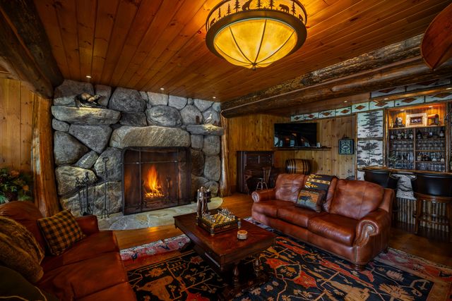 10 Lake Florence, Duane, NY 12953