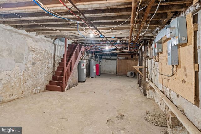 1901 E VENANGO ST, Philadelphia, PA 19134
