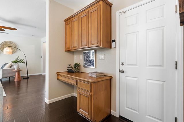 2240 Ranch View Dr, Rocklin, CA 95765