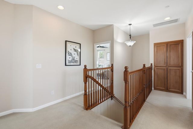 2240 Ranch View Dr, Rocklin, CA 95765