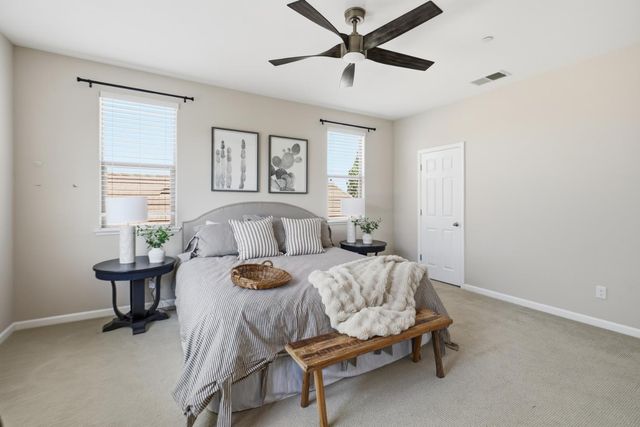 2240 Ranch View Dr, Rocklin, CA 95765