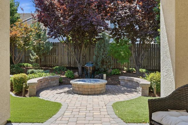 2240 Ranch View Dr, Rocklin, CA 95765