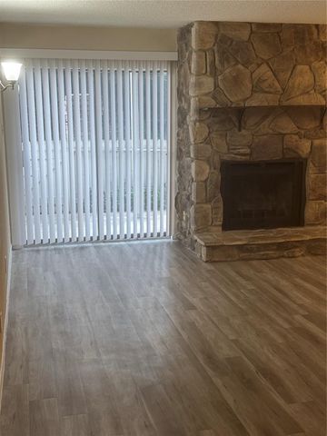 17401 Red Oak Drive 61, Houston, TX 77090
