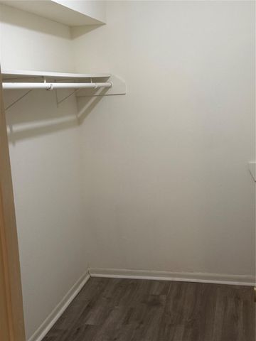 17401 Red Oak Drive 61, Houston, TX 77090