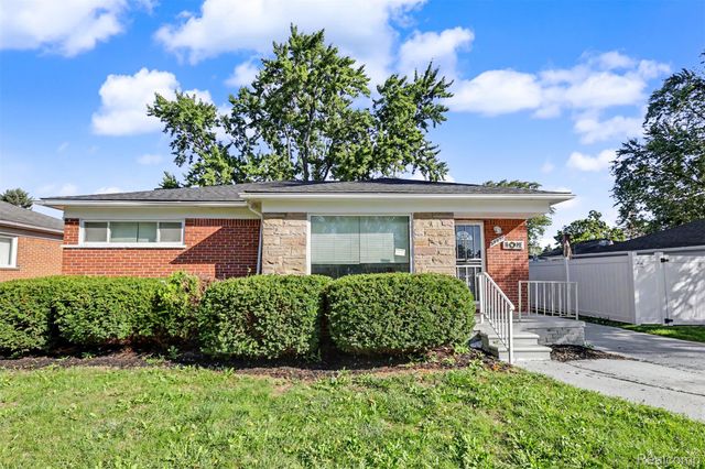 24936 Elmira, Redford Charter Township, MI 48239