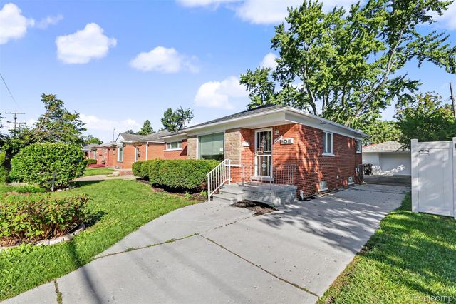 24936 Elmira, Redford Charter Township, MI 48239