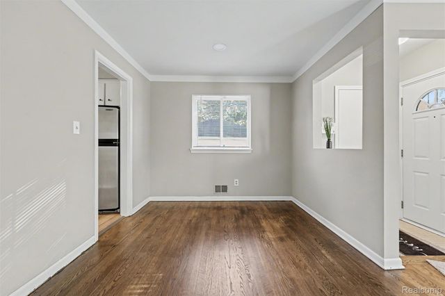 24936 Elmira, Redford Charter Township, MI 48239