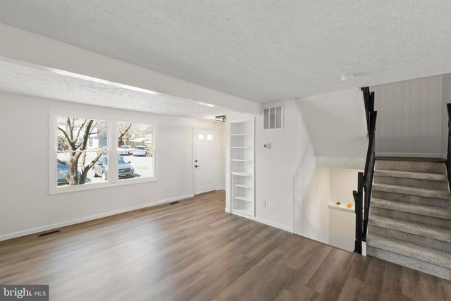 14125 HONEY HILL CT, Centreville, VA 20121