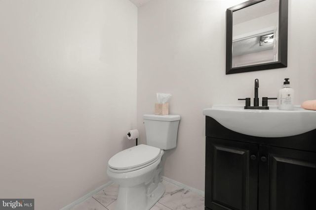 14125 HONEY HILL CT, Centreville, VA 20121