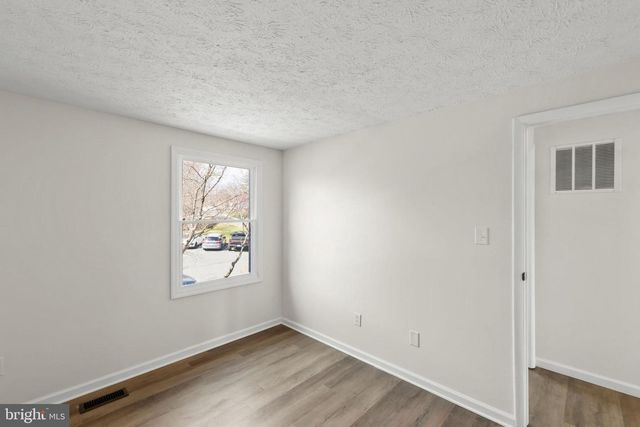 14125 HONEY HILL CT, Centreville, VA 20121