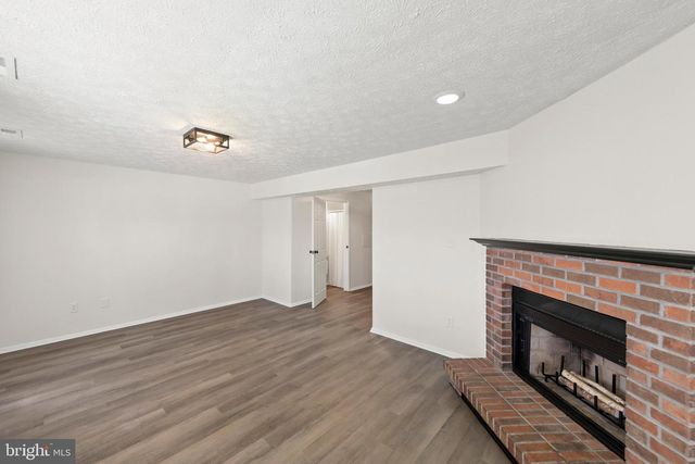 14125 HONEY HILL CT, Centreville, VA 20121