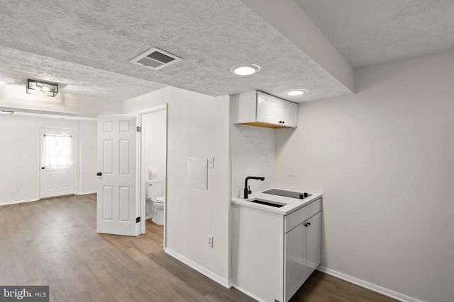 14125 HONEY HILL CT, Centreville, VA 20121