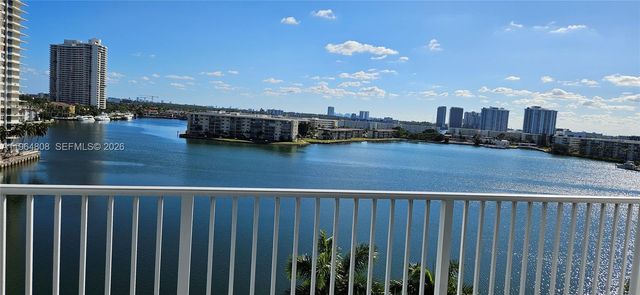 2851 NE 183rd St 817E, Aventura, FL 33160