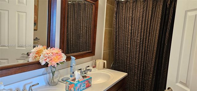 2851 NE 183rd St 817E, Aventura, FL 33160