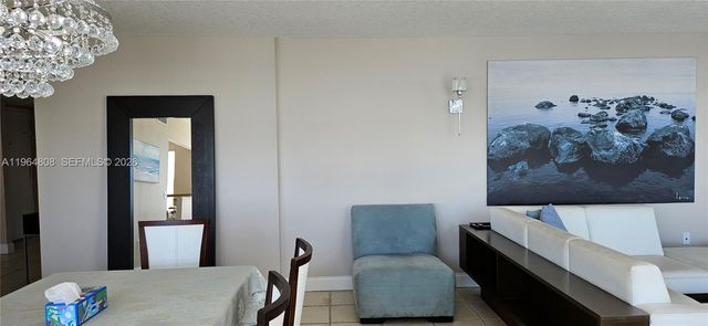 2851 NE 183rd St 817E, Aventura, FL 33160