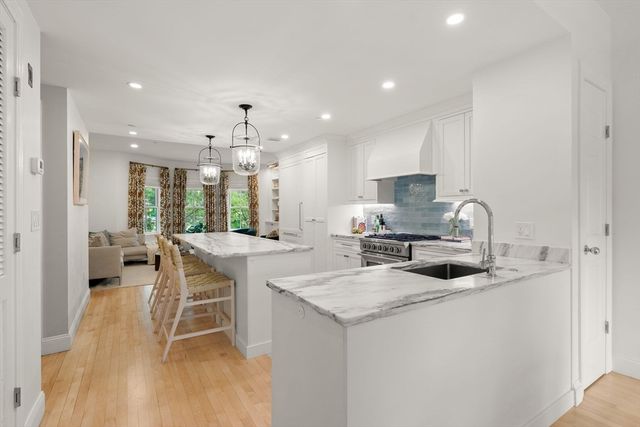 219 Shawmut Ave 2, Boston, MA 02118