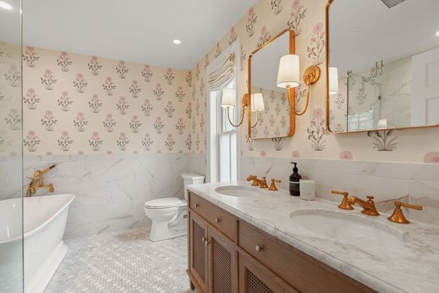 219 Shawmut Ave 2, Boston, MA 02118
